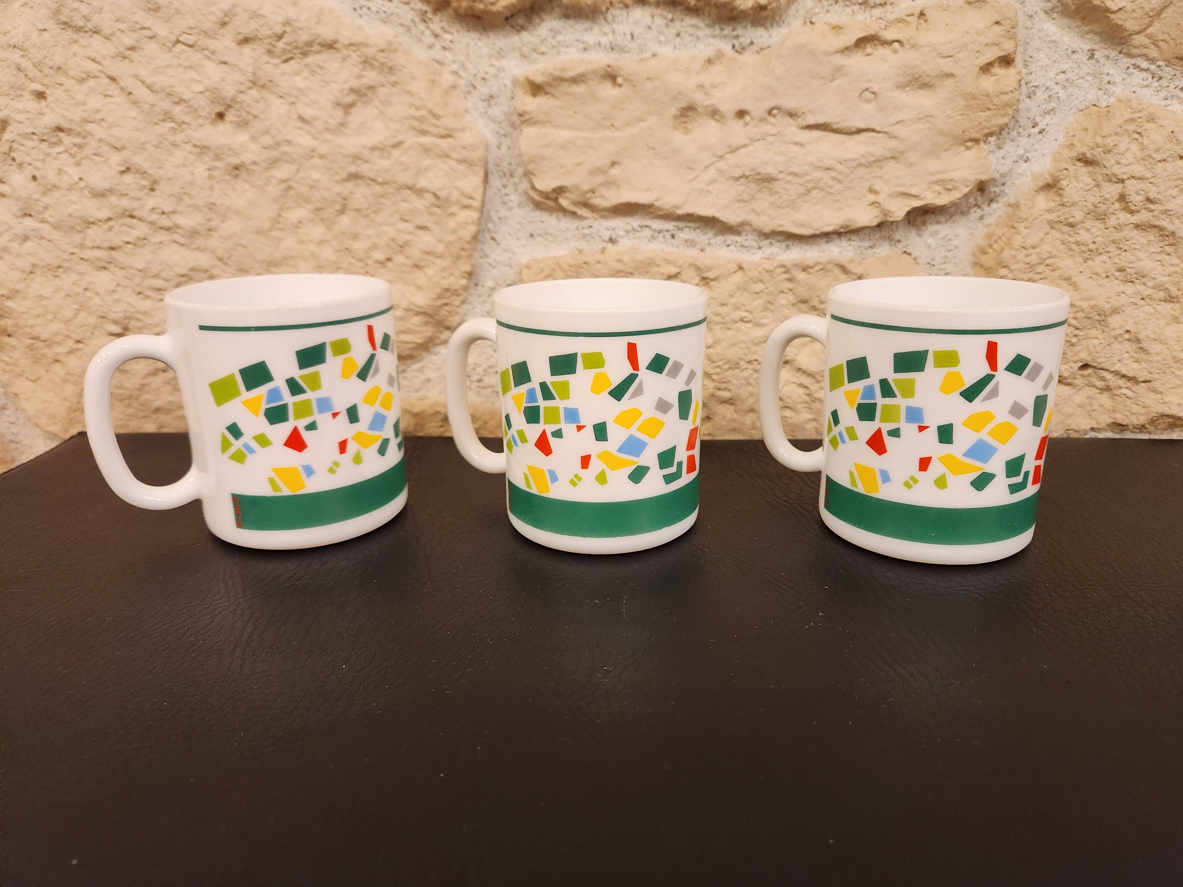 Set of 3 vintage “8 to 8” mugs – 1980s