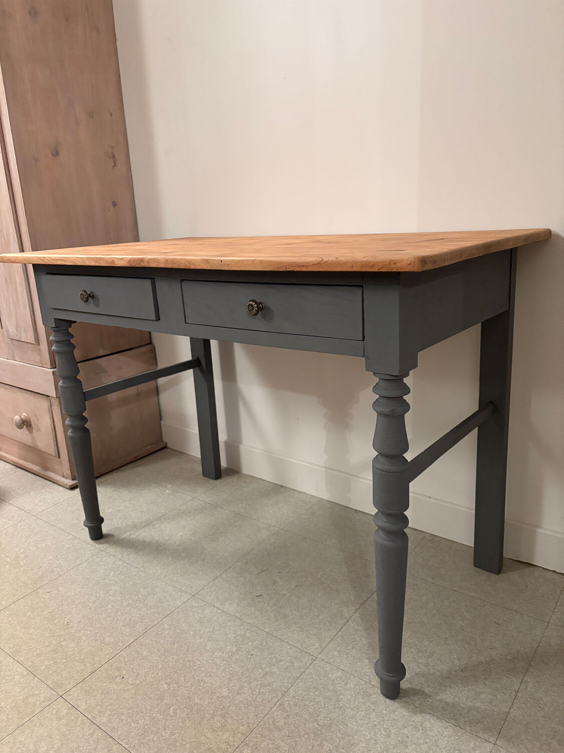Revisited antique desk - matte grey and natural top