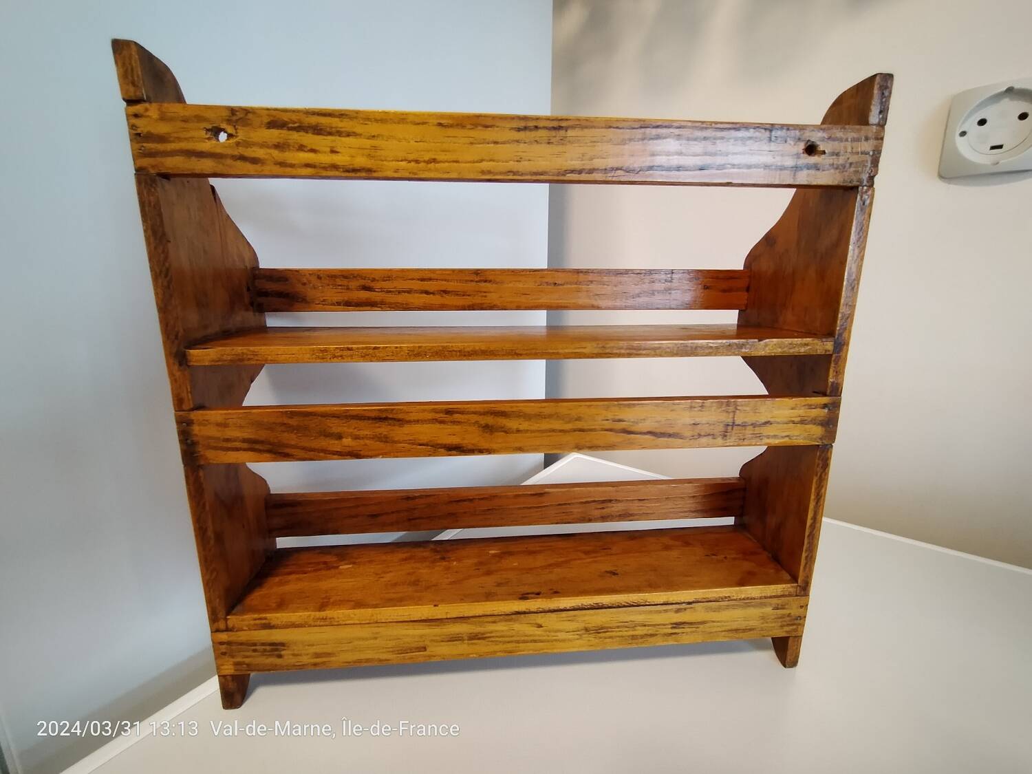 Étagère bois vintage