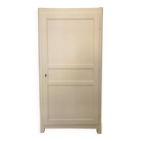 Parisian Bonnetiere wardrobe