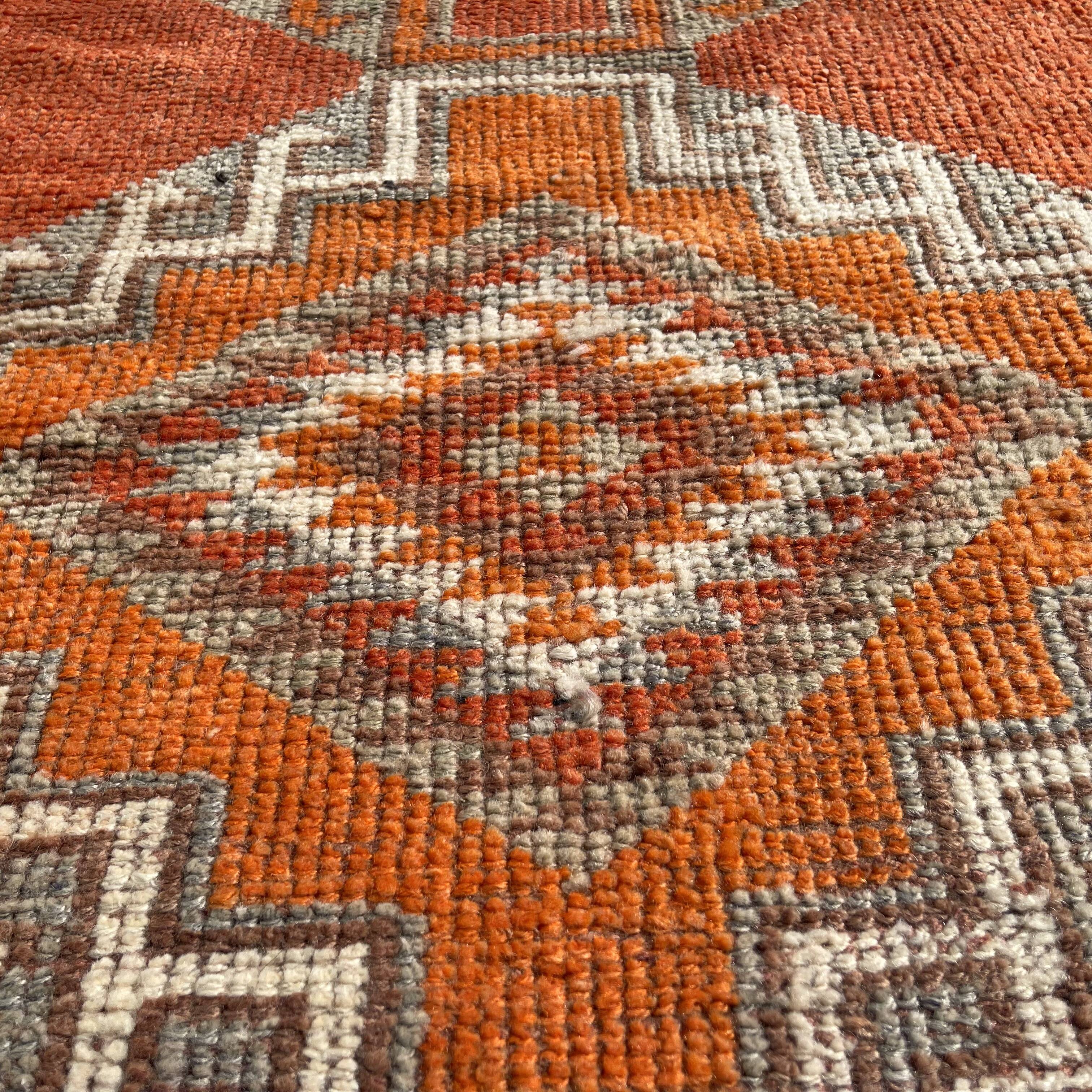Traditional vintage kurdish herki rug