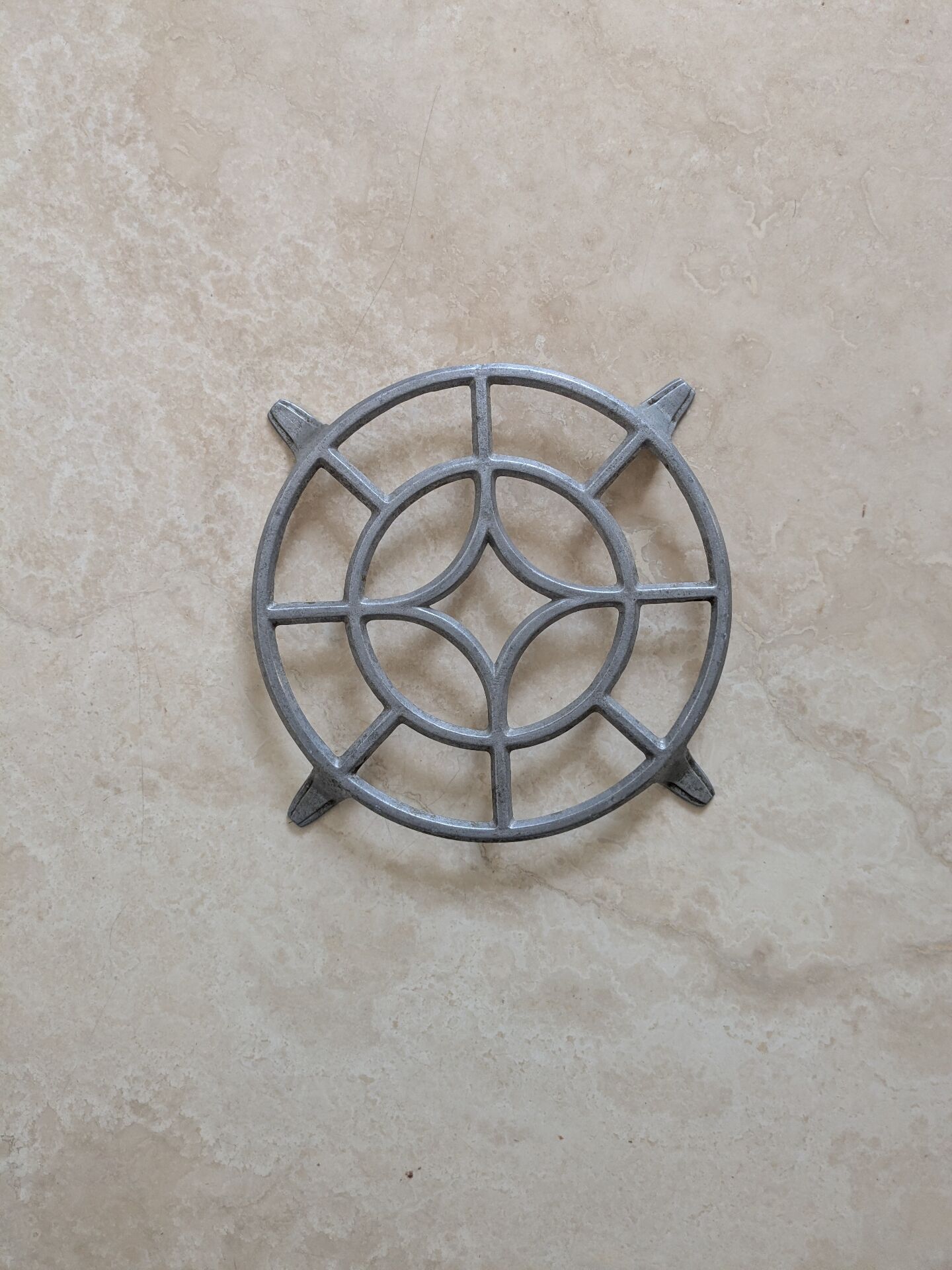 Trivet