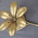 Fleur cendrier en laiton vintage