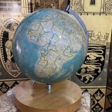 Globe terrestre lumineux