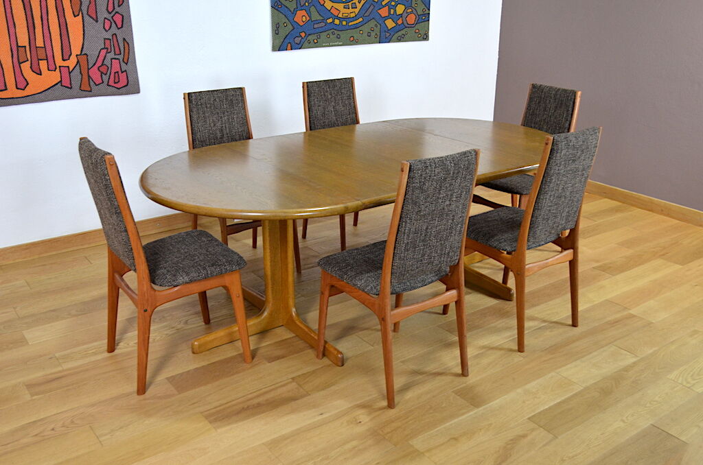Lubke vintage 1960 Scandinavian design oval table