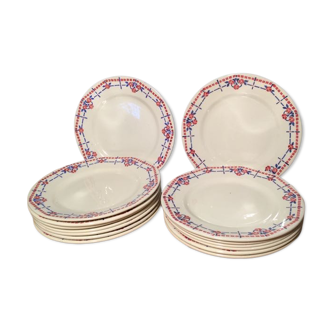 Large suite of 15 CM Paris dessert plates