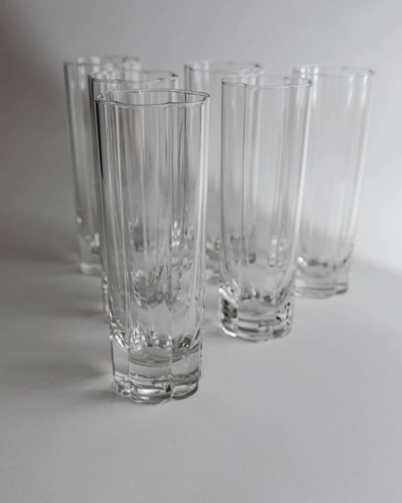 Transparent crystal flower-shaped drinking glasses, vintage 1980s Italy, set of 6 for water and long drinks