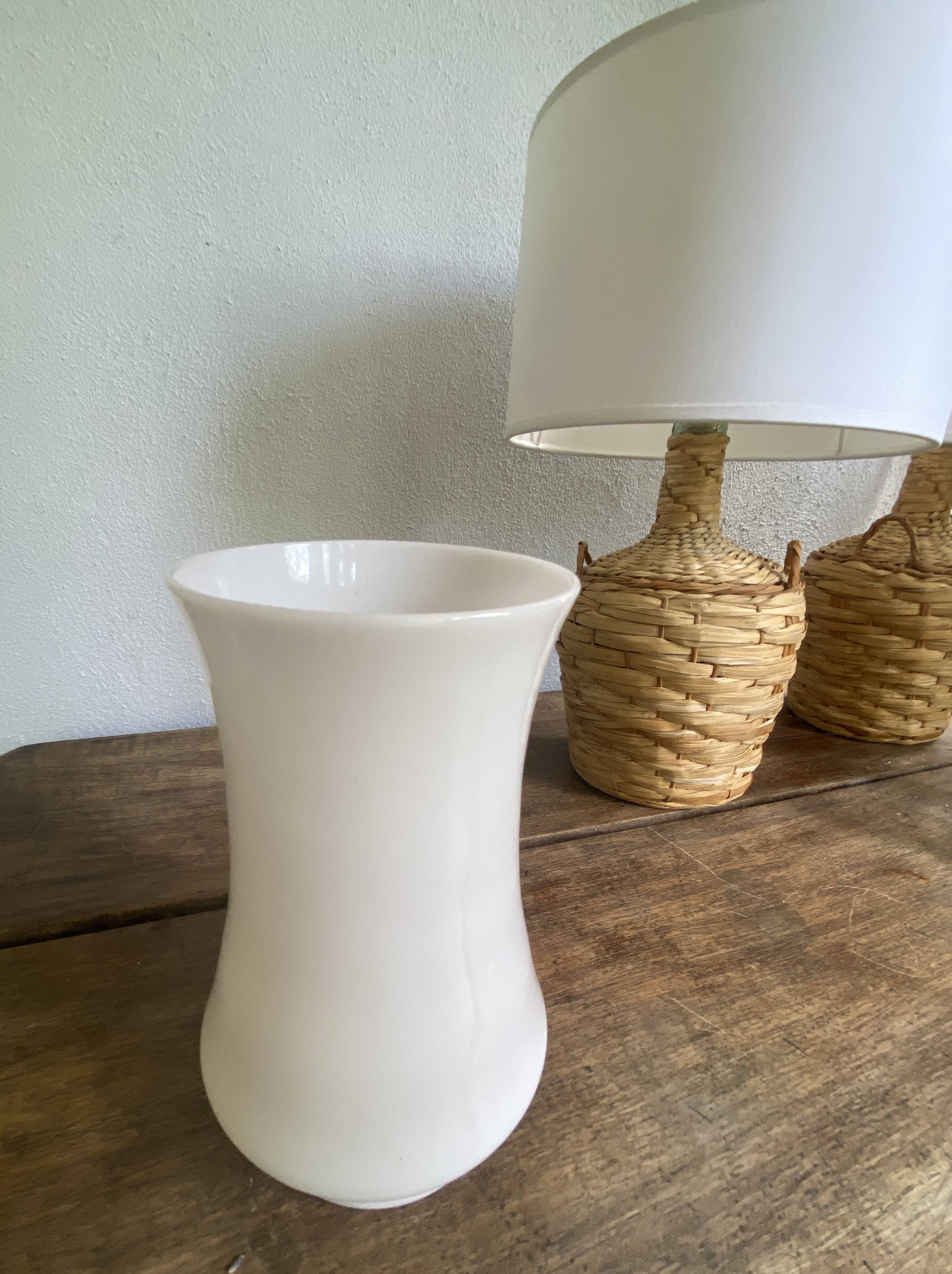 Vase en opaline, 1900