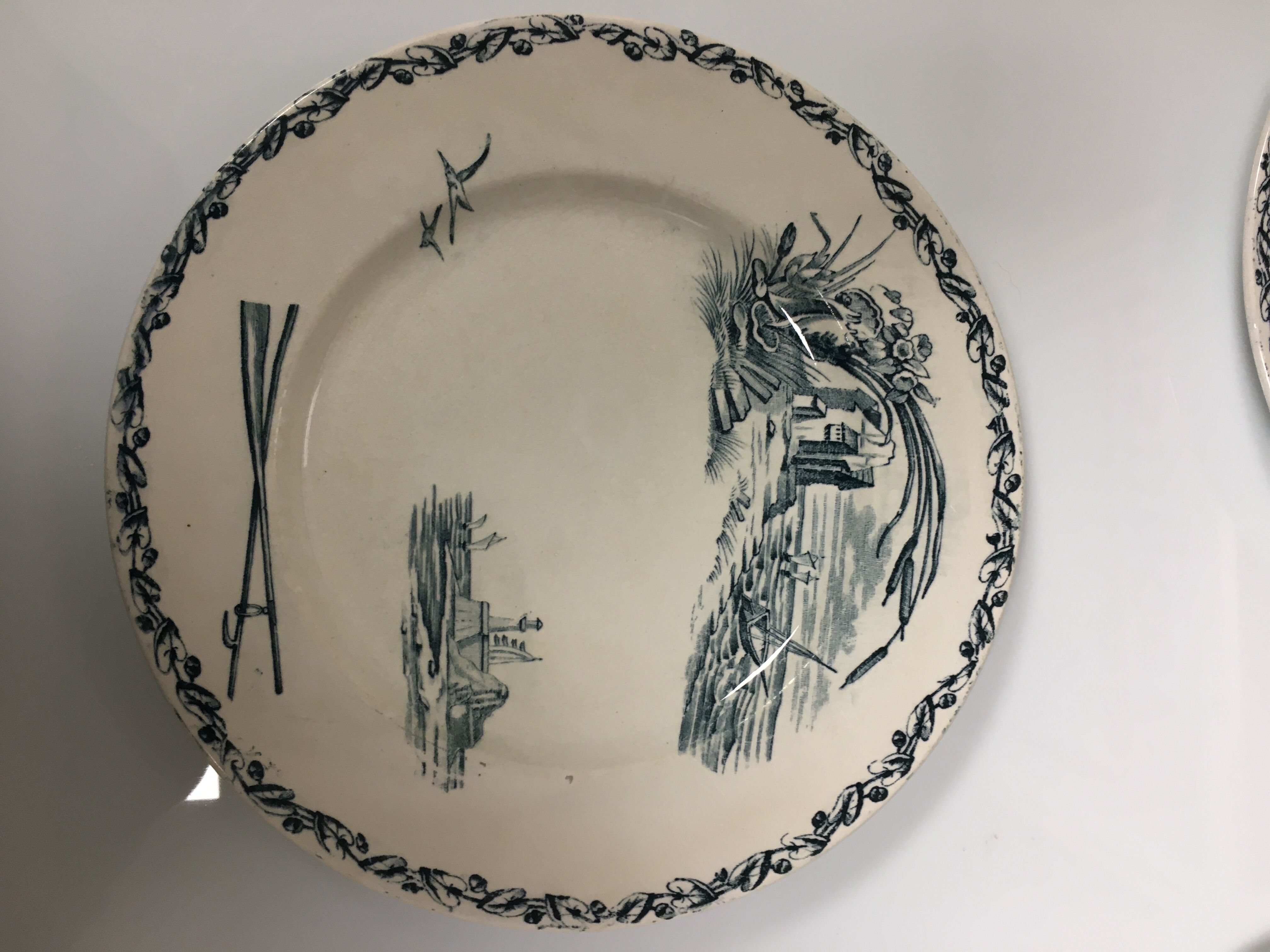 6 flat plates Terre de fer Creil and Montereau marine model