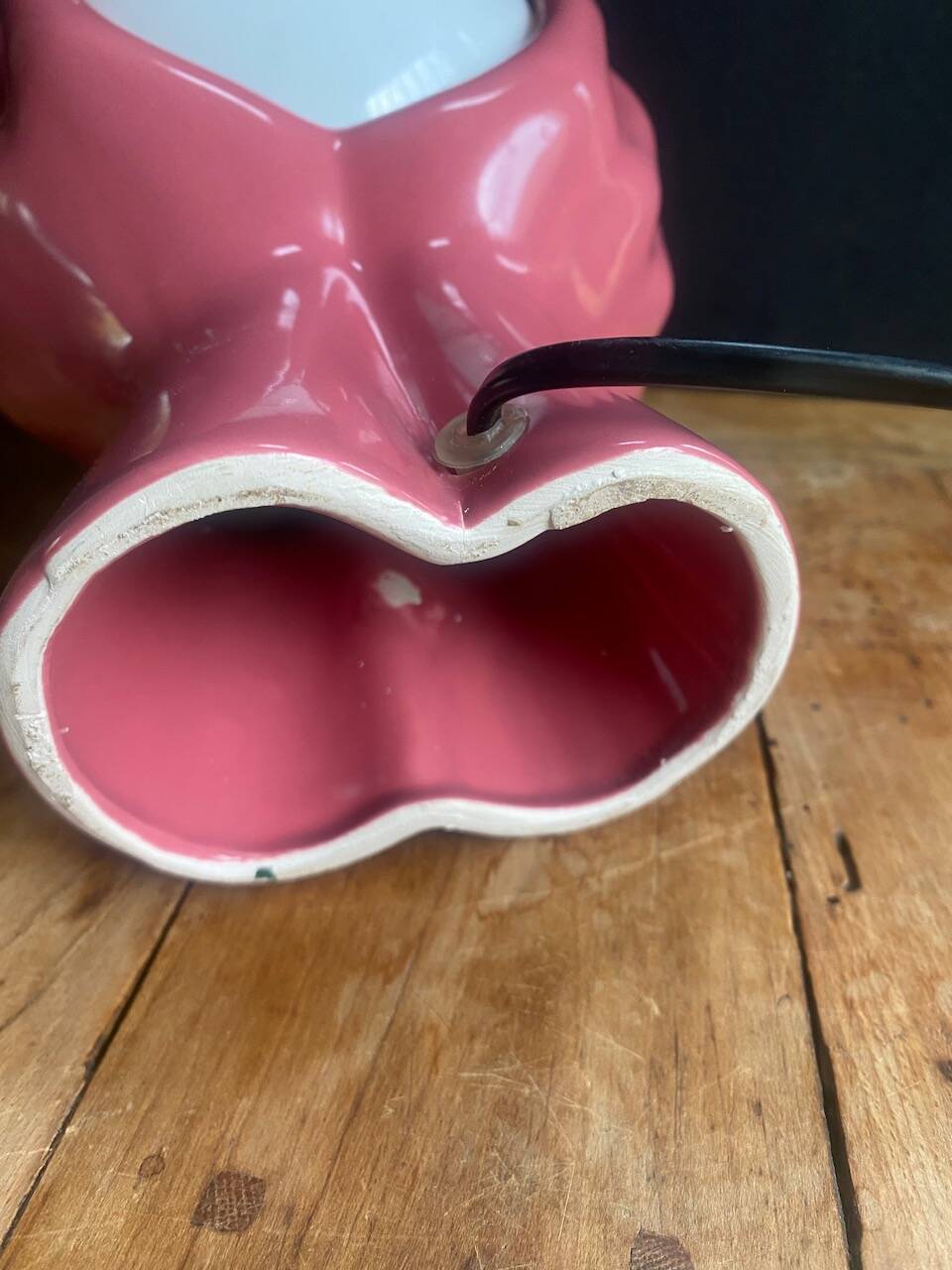 Pink ceramic hand lamp