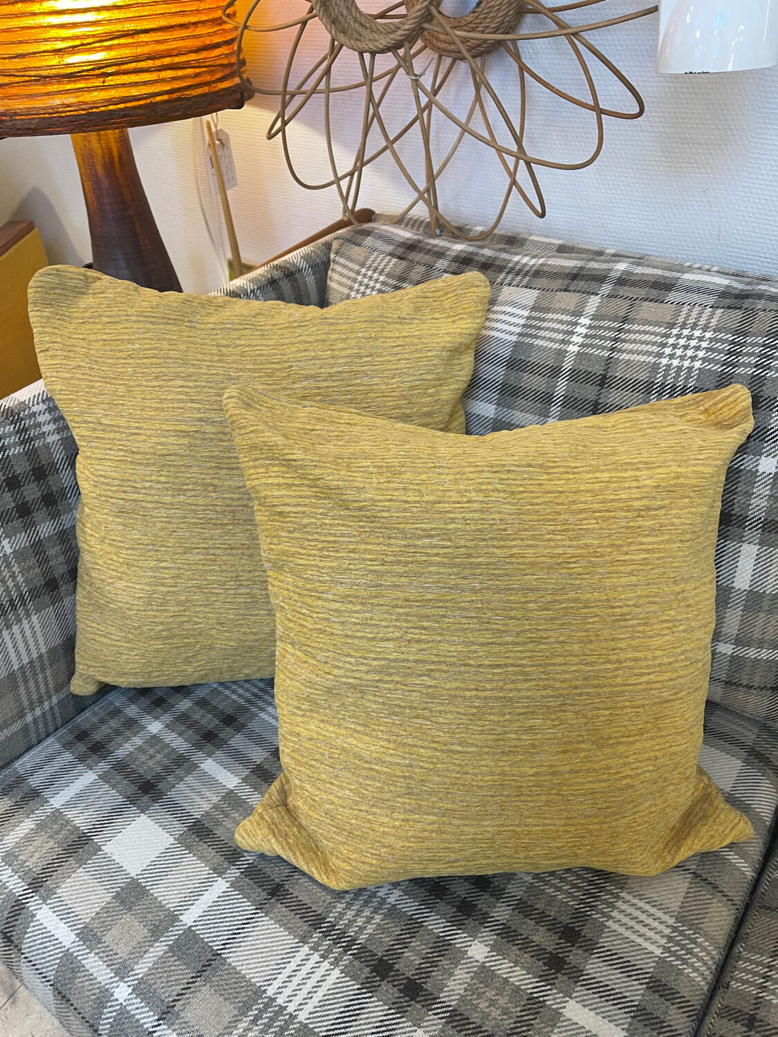 Mustard velvet cushion cover 40x40 cm