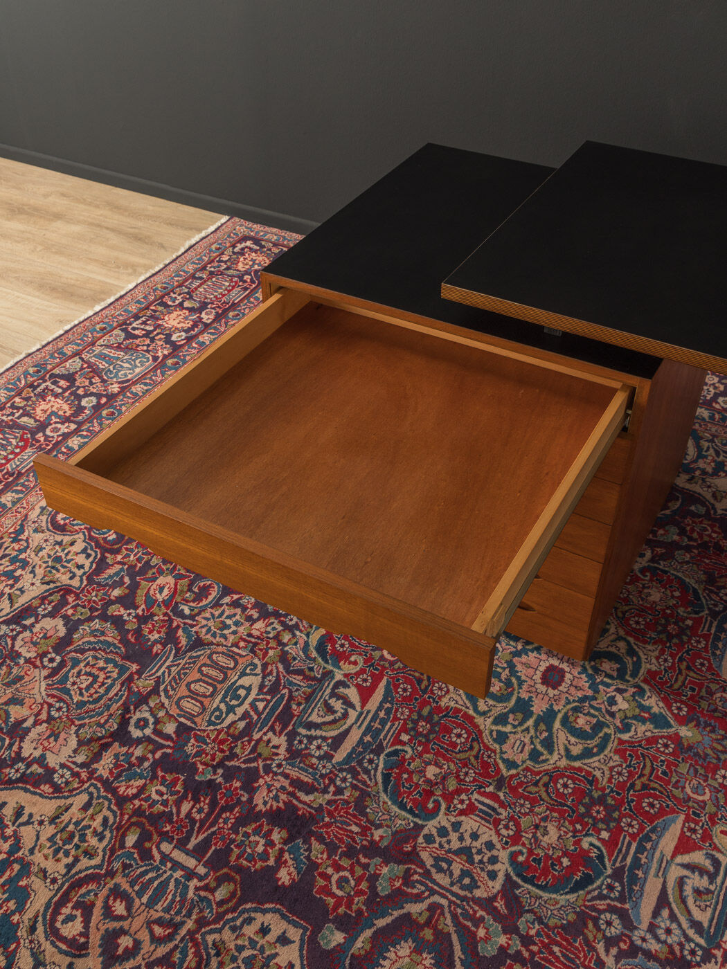 Bureau des années 1960