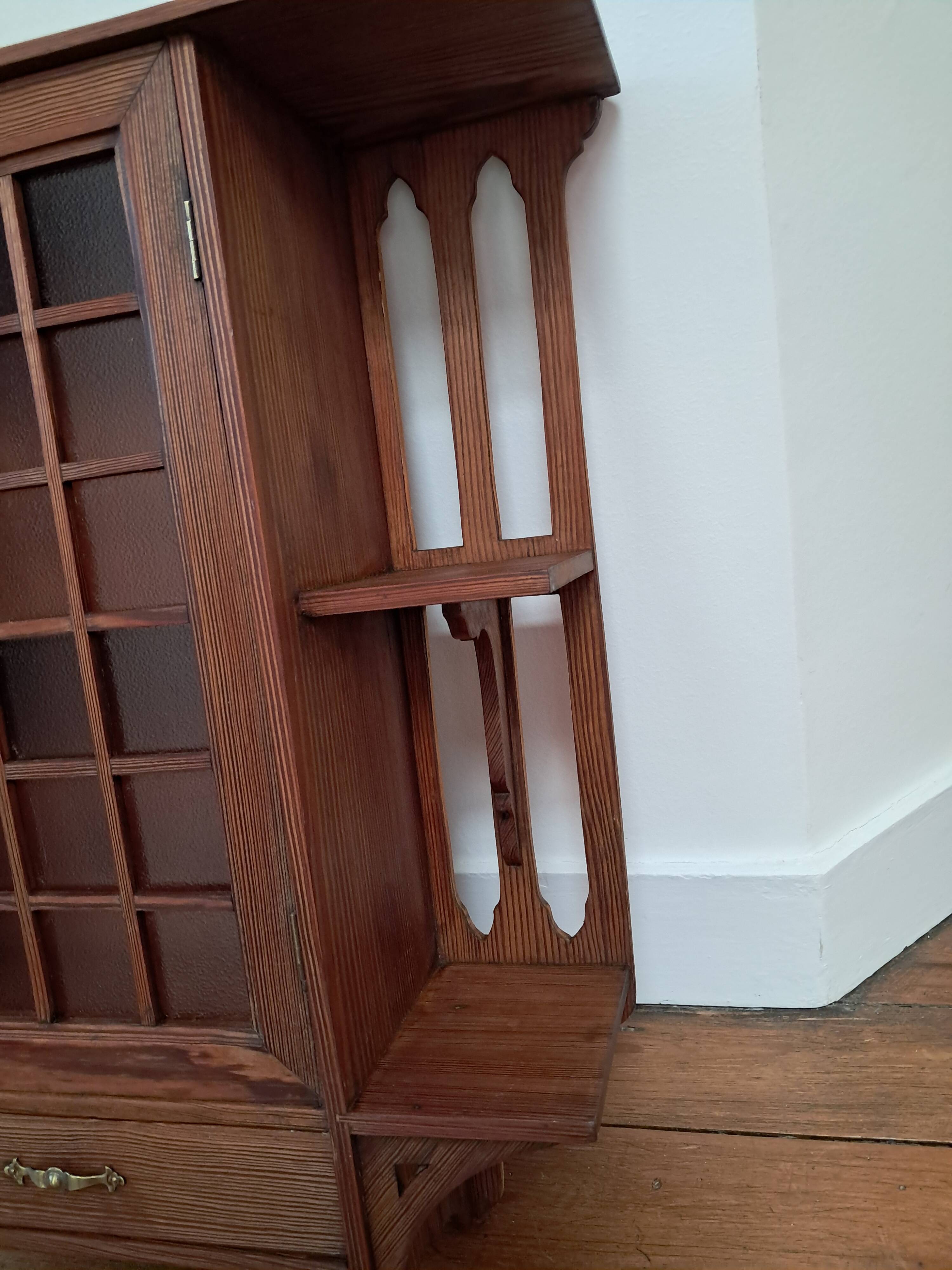 Small wall cabinet from the 1940s.