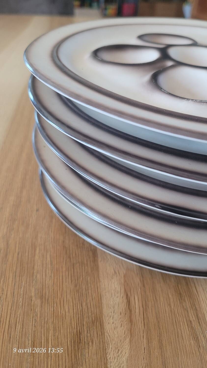 6 snail plates Thomas