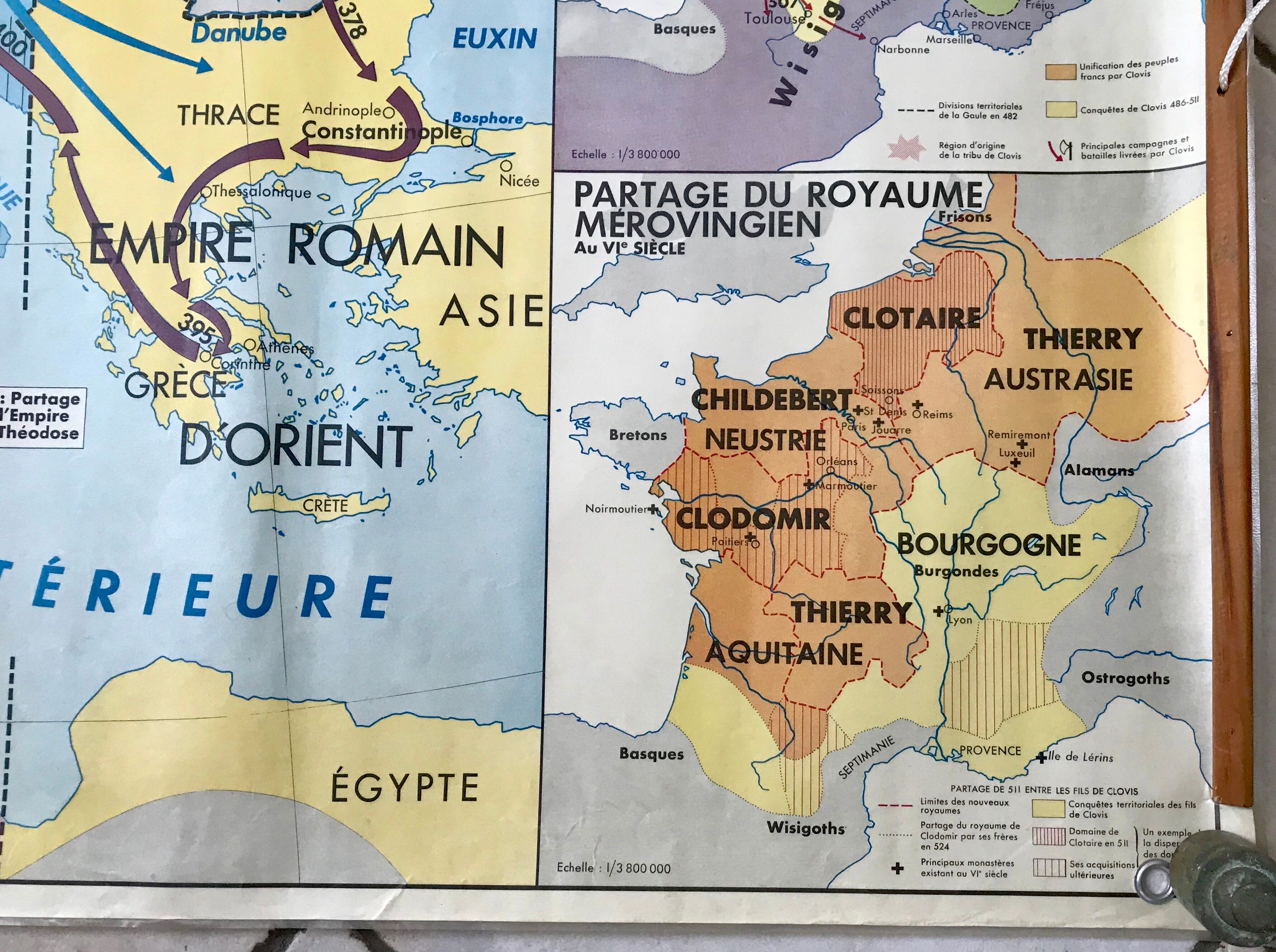 school map Librairie Armand Colin Reinhart and Wagret Roman Gaul with wooden hook 1970