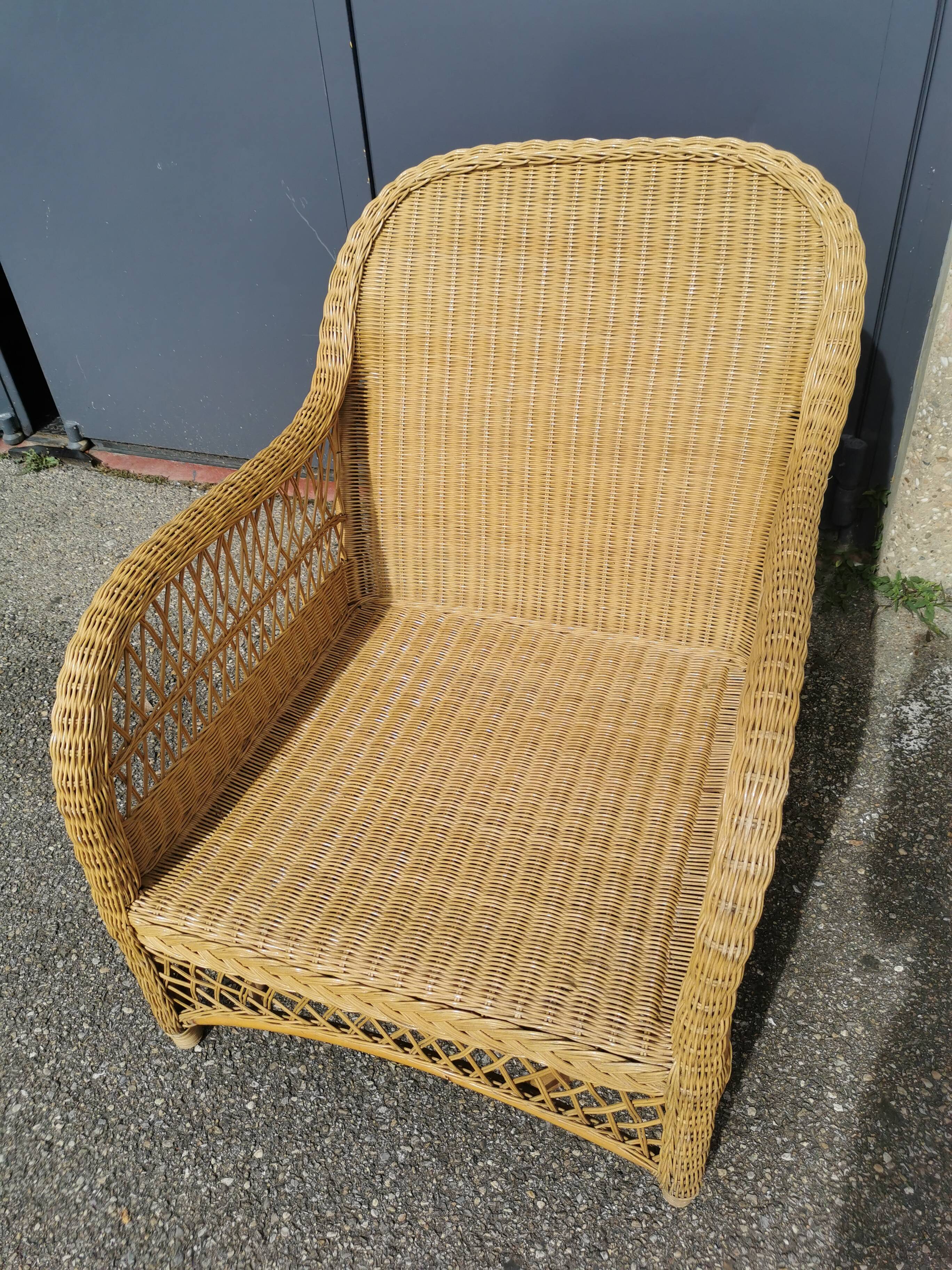 Complete rattan lounge from the 1950s