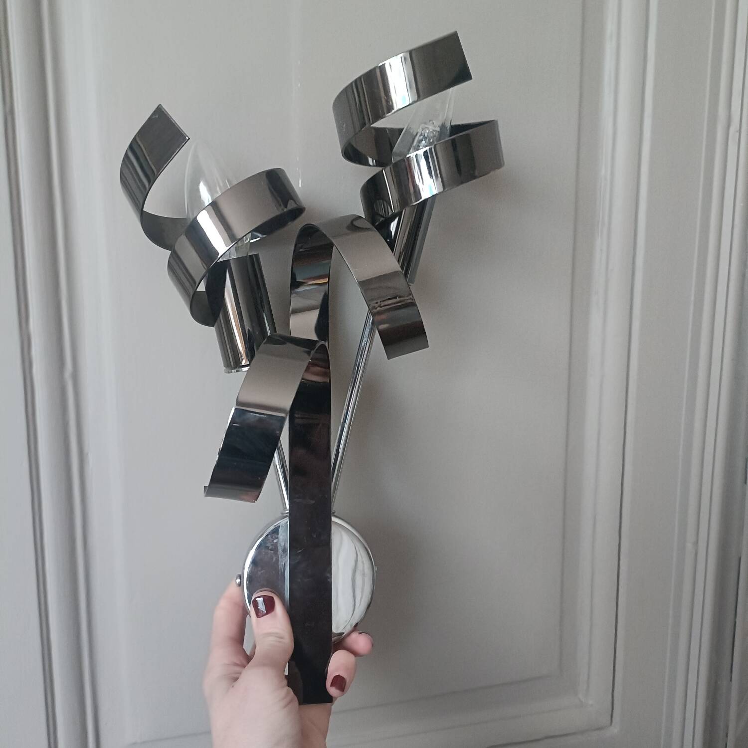 Chrome wall light Laurie Lumière