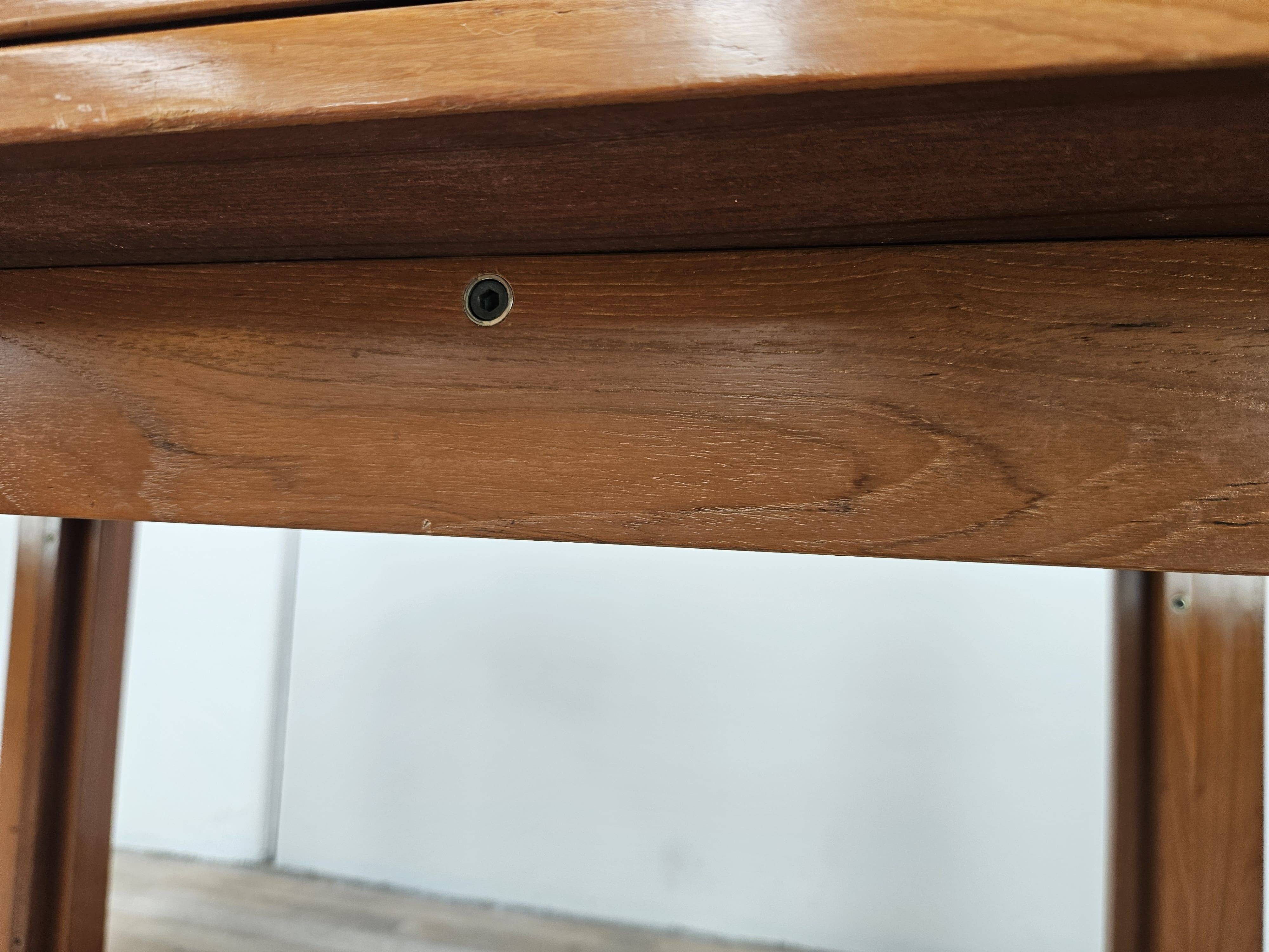 Italian design folding dining table, 1970