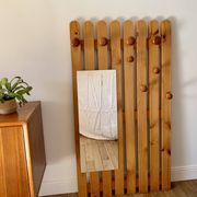 cloakroom coat rack mirror in blond pine 70s-80s