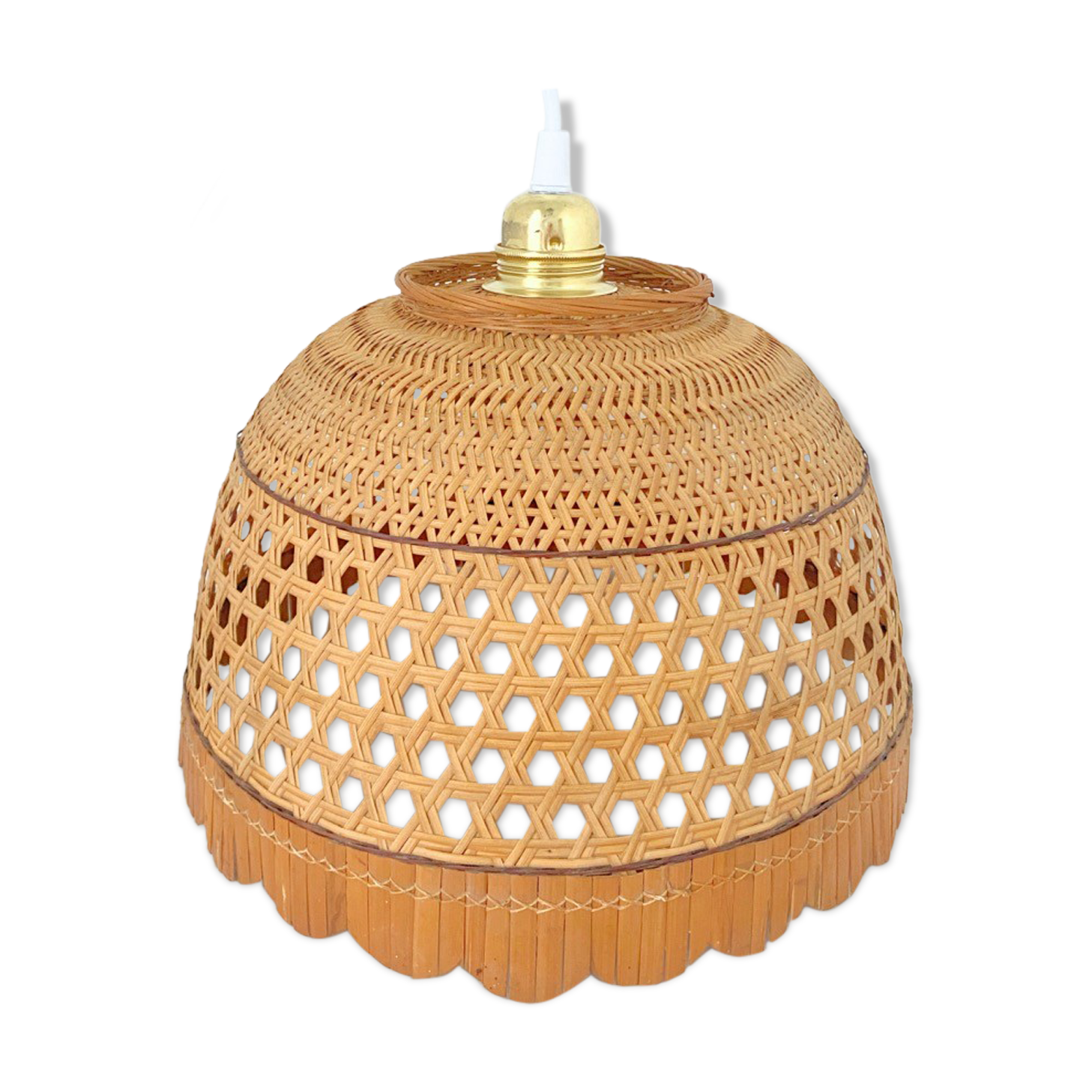 Suspension wicker cannage and bamboo