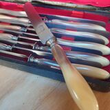 Set of 22 horn handle knives
