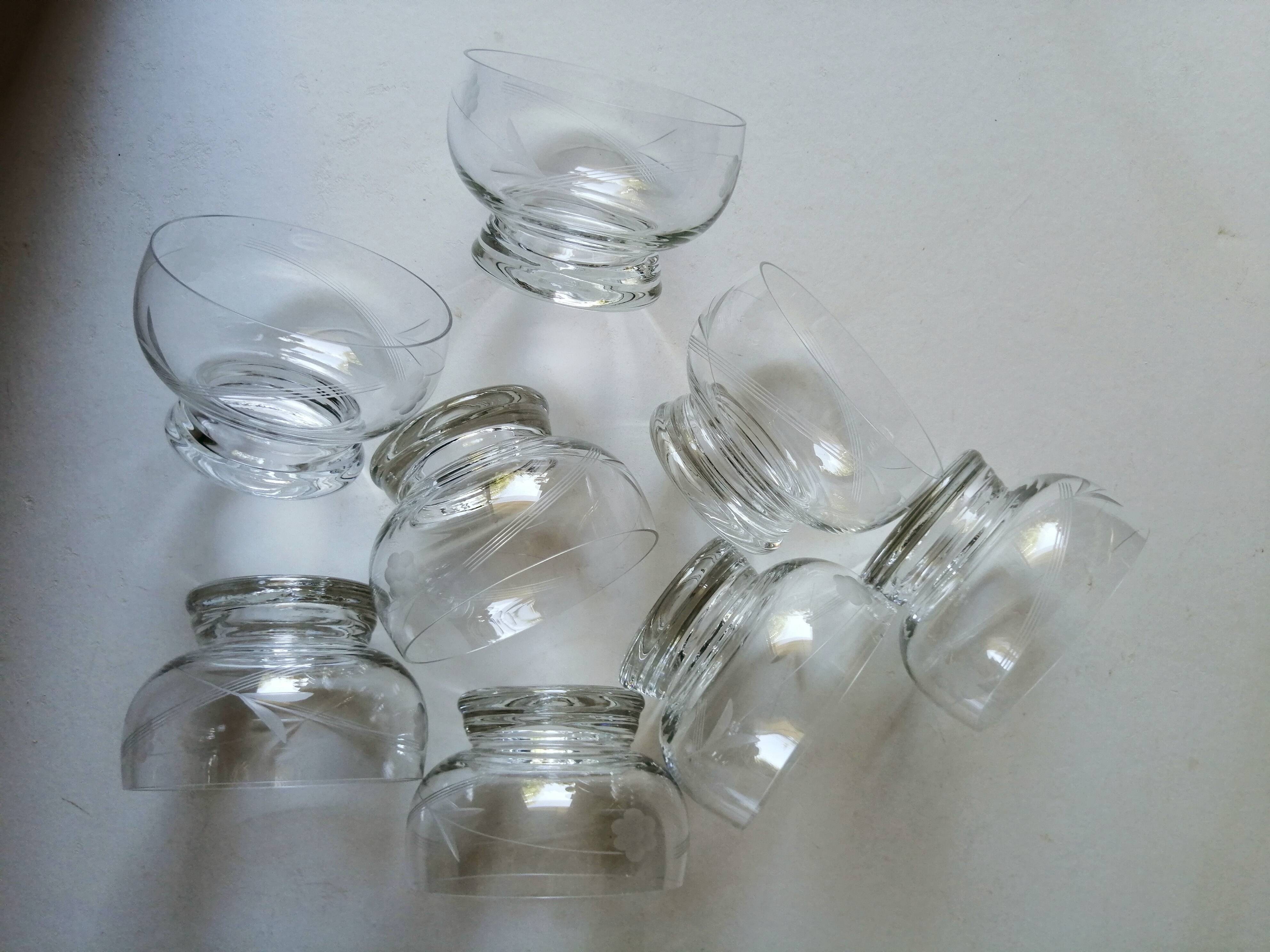 Série de 8 coupes à champagne 1950