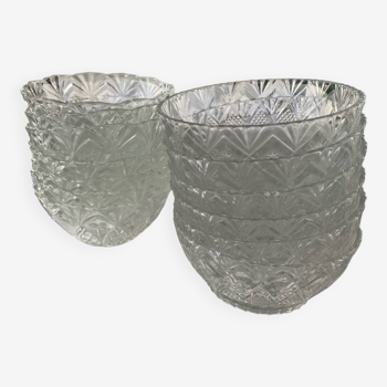 Crystal bowls with patterns