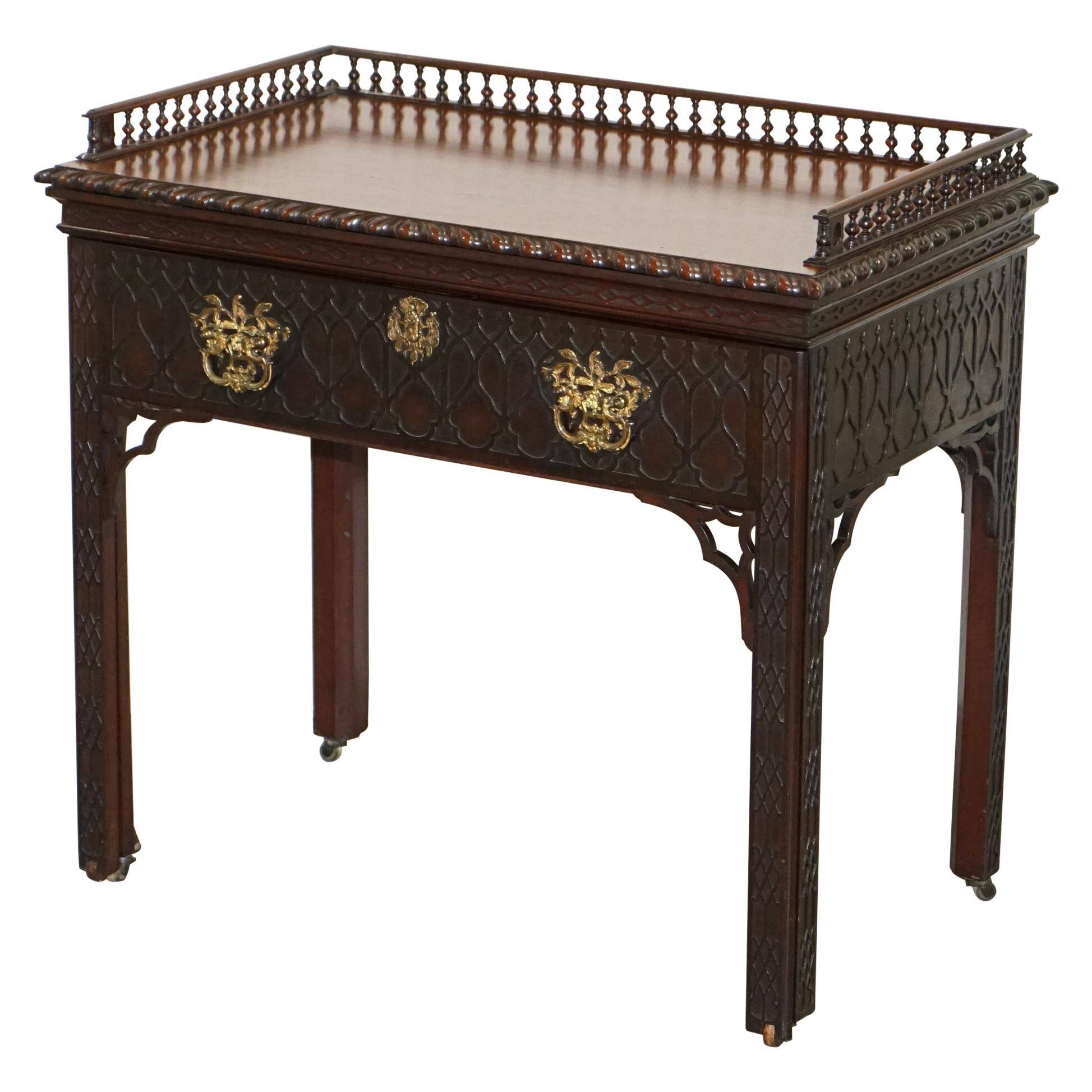Bureau de travail d'architecte en bois dur George III Thomas Chippendale