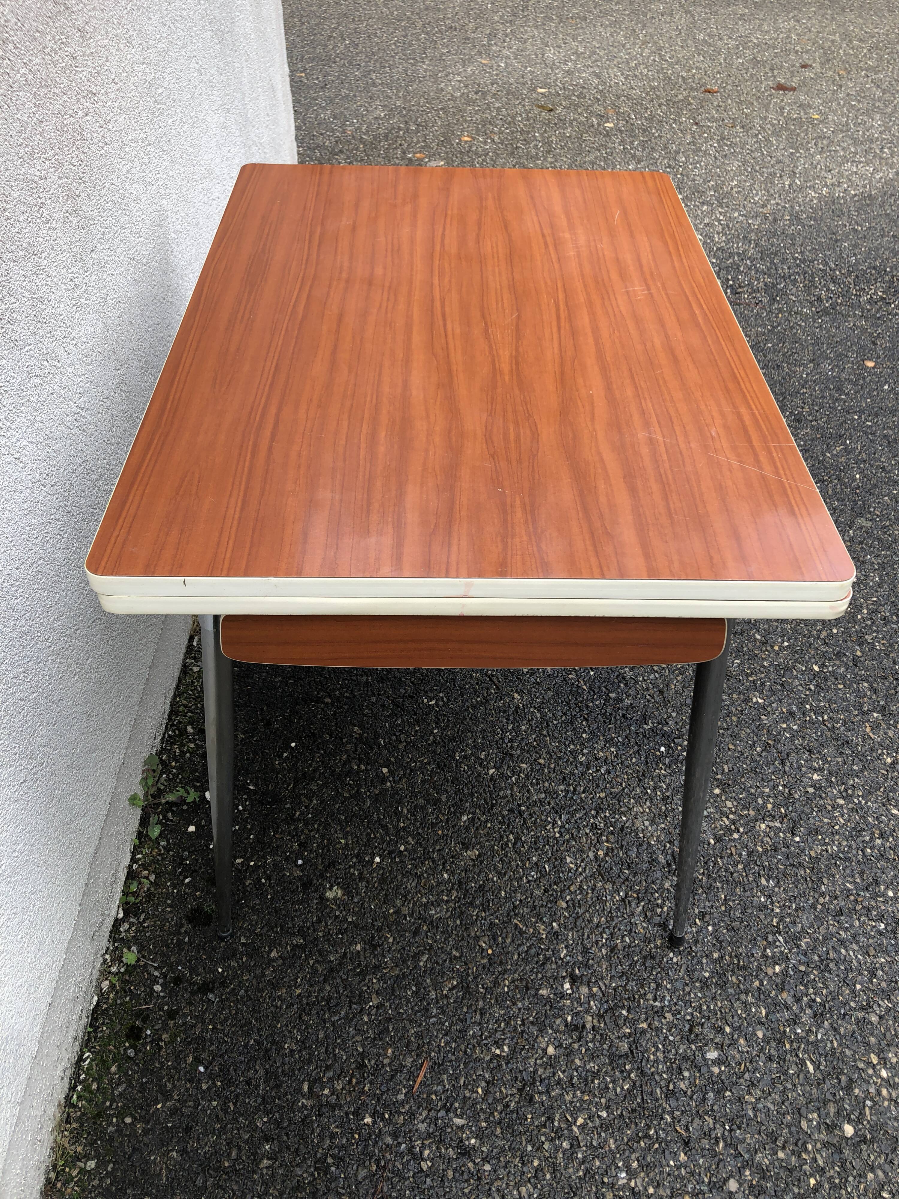 Formica table