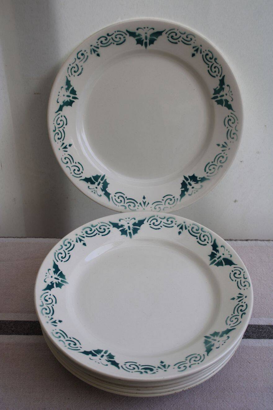 set of 8 ceramic plates "butterflies"