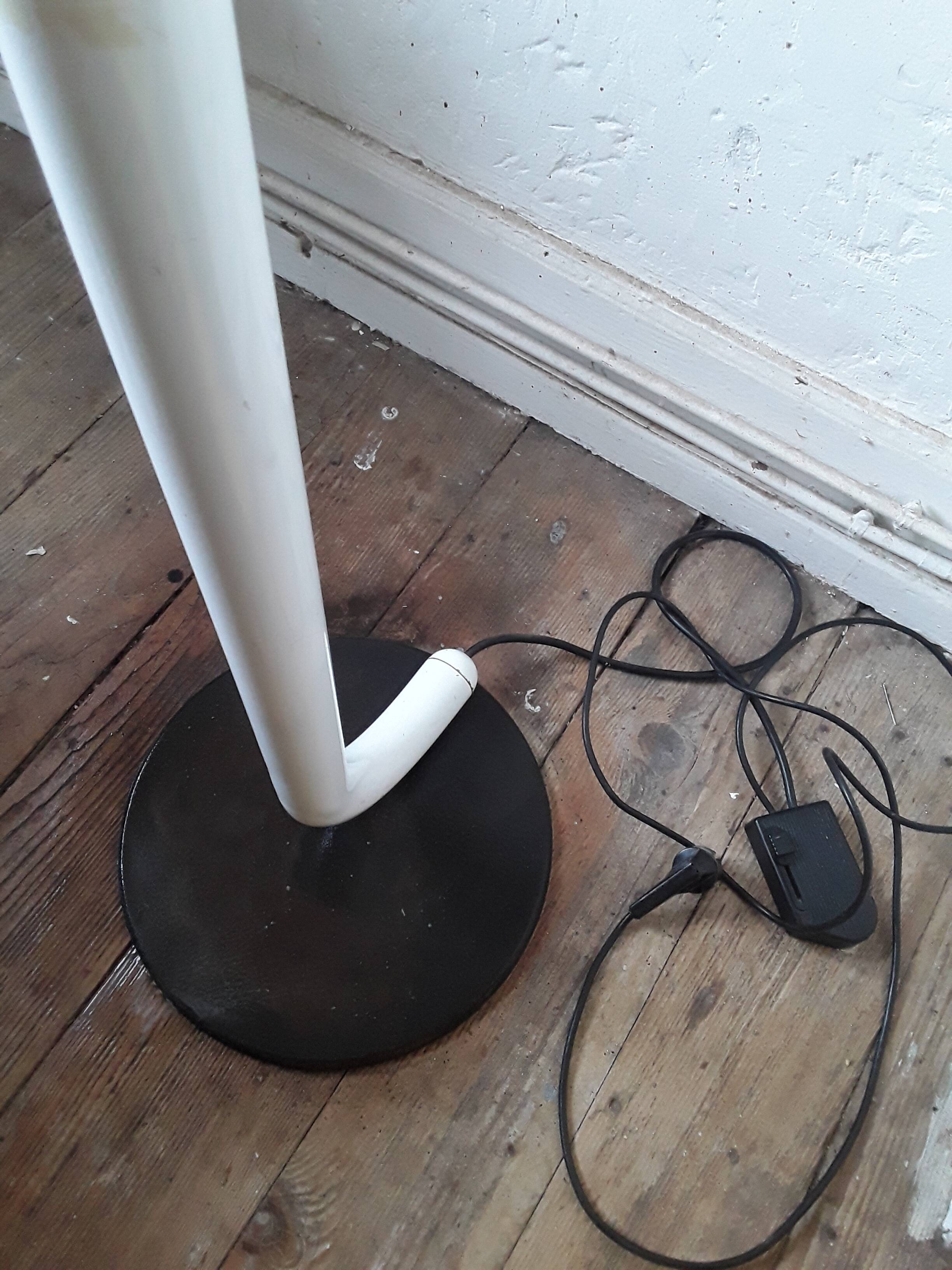 Tomo floor lamp by Kita Toshuiyki