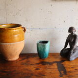 Varnished candied pot yellow