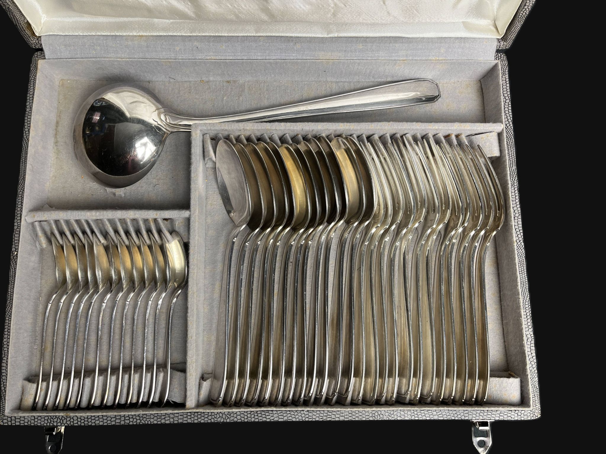 Tableware, silver-plated cutlery Argenta hallmark around 1970
