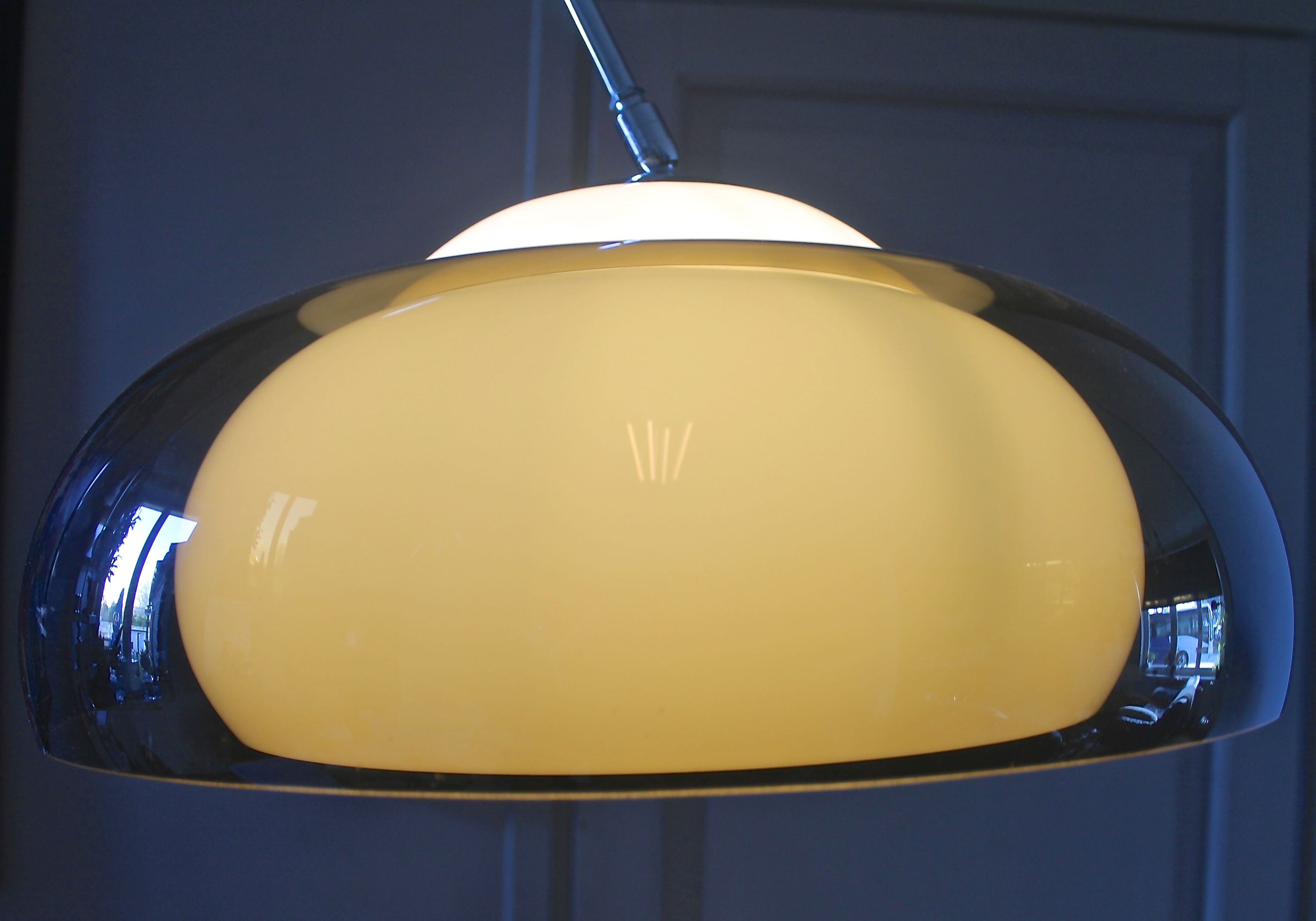 Guzzini arc floor lamp 1960/1970