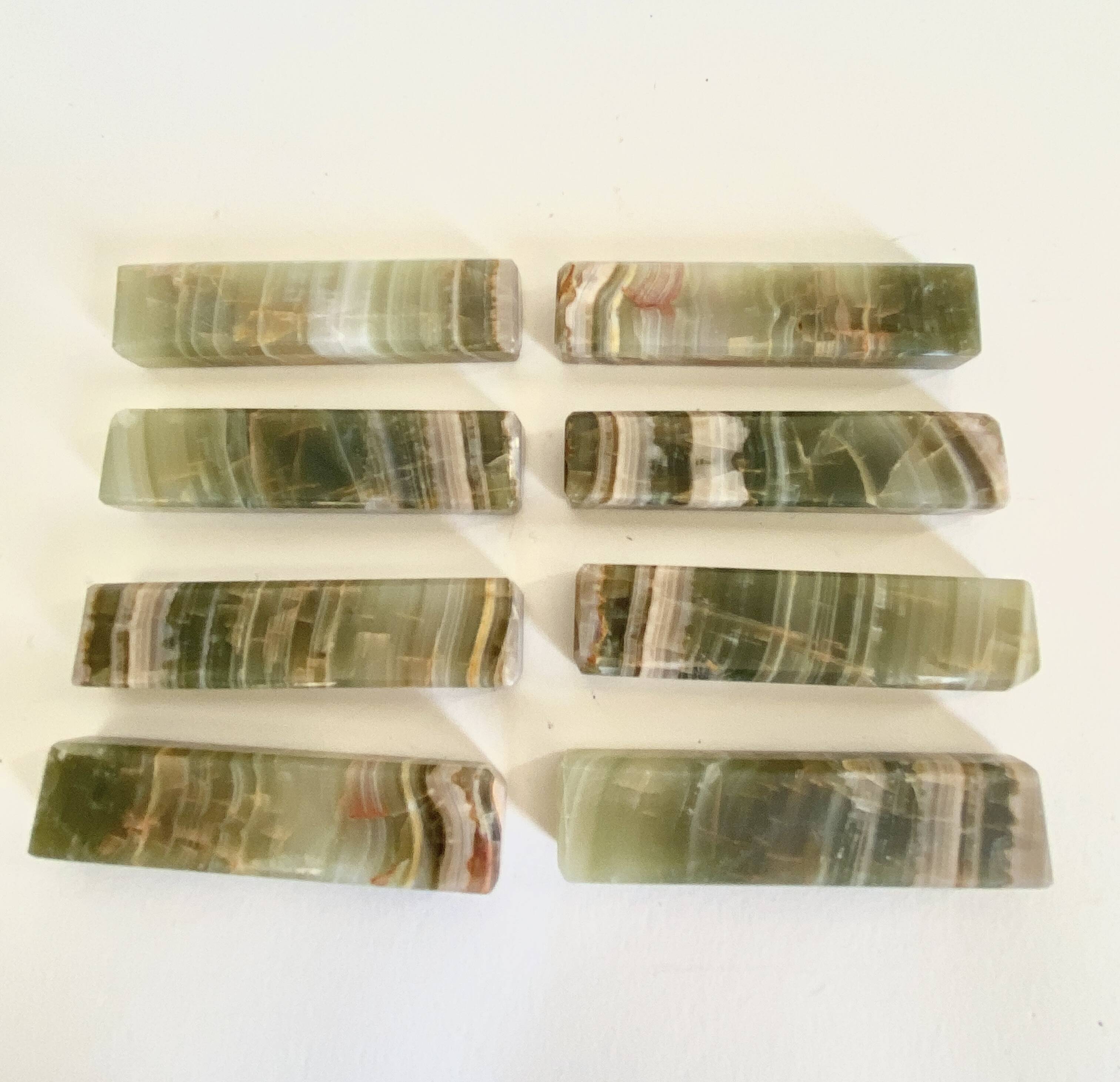 8 onyx knife holders
