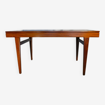 Scandinavian vintage extendable rectangular table