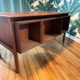 Bureau en teck de style scandinave