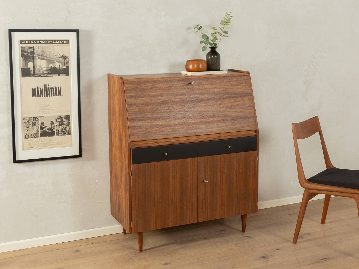 1960s Bureau