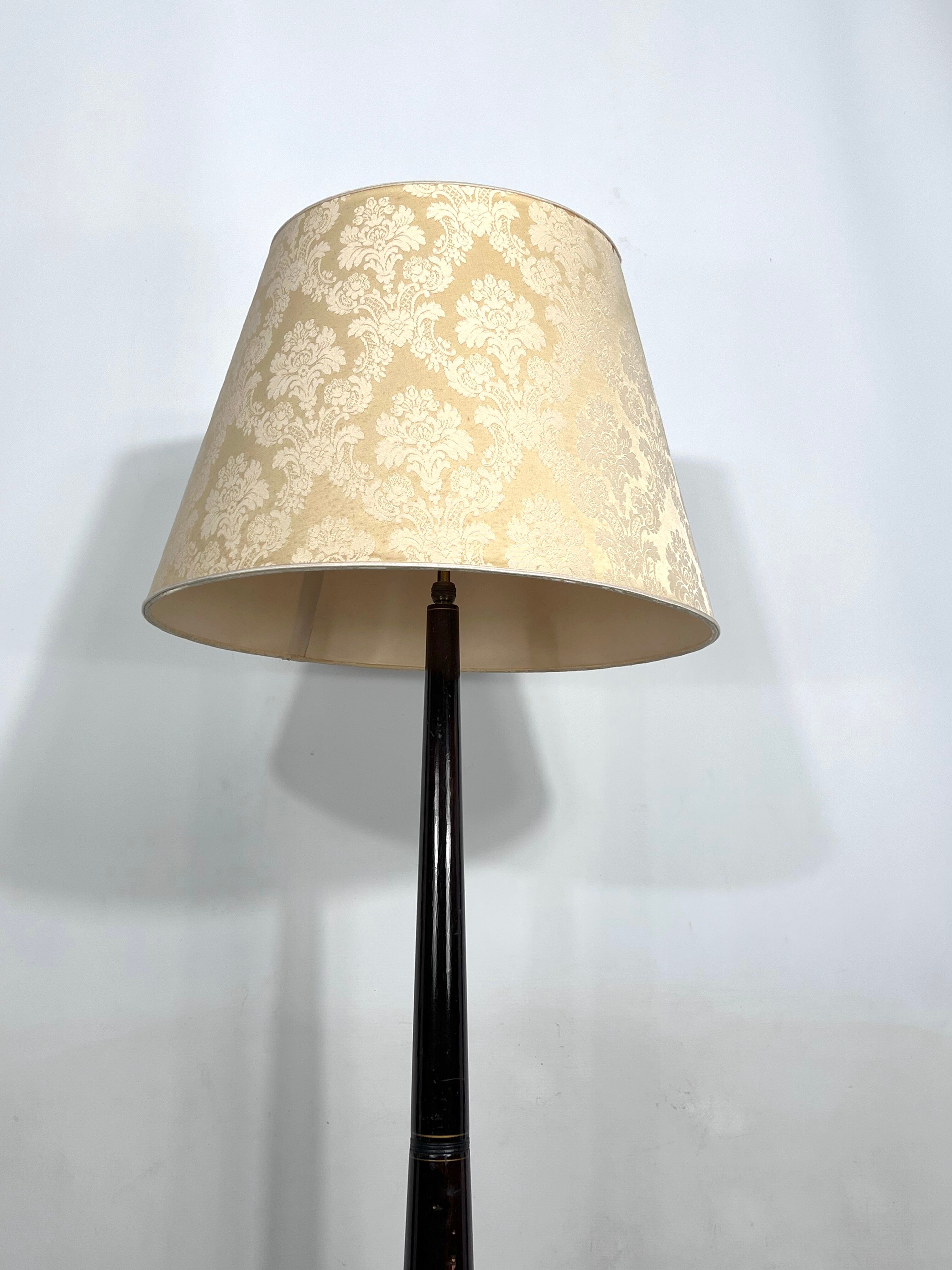 Wood tripod floor lamp, Italy, 1950s