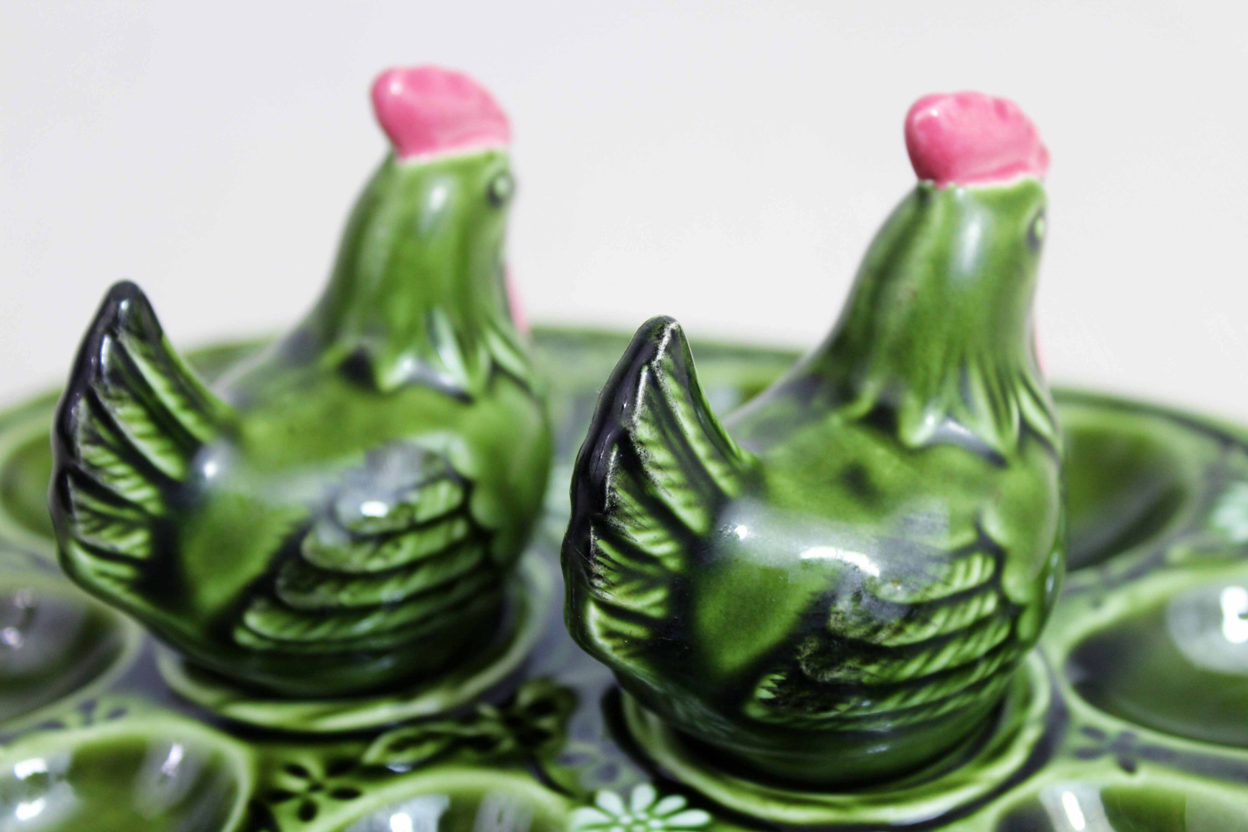 Salt and pepper earthenware egg set