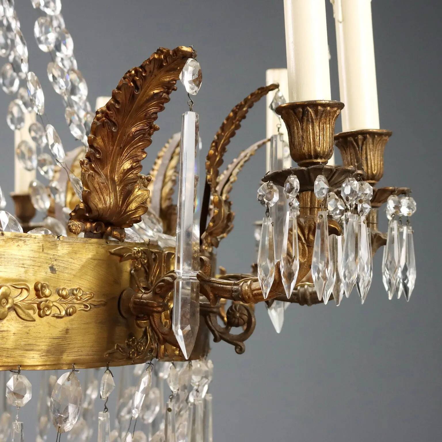 Lustre ancien en forme de ballon en métal doré et verre, XIXe siècle