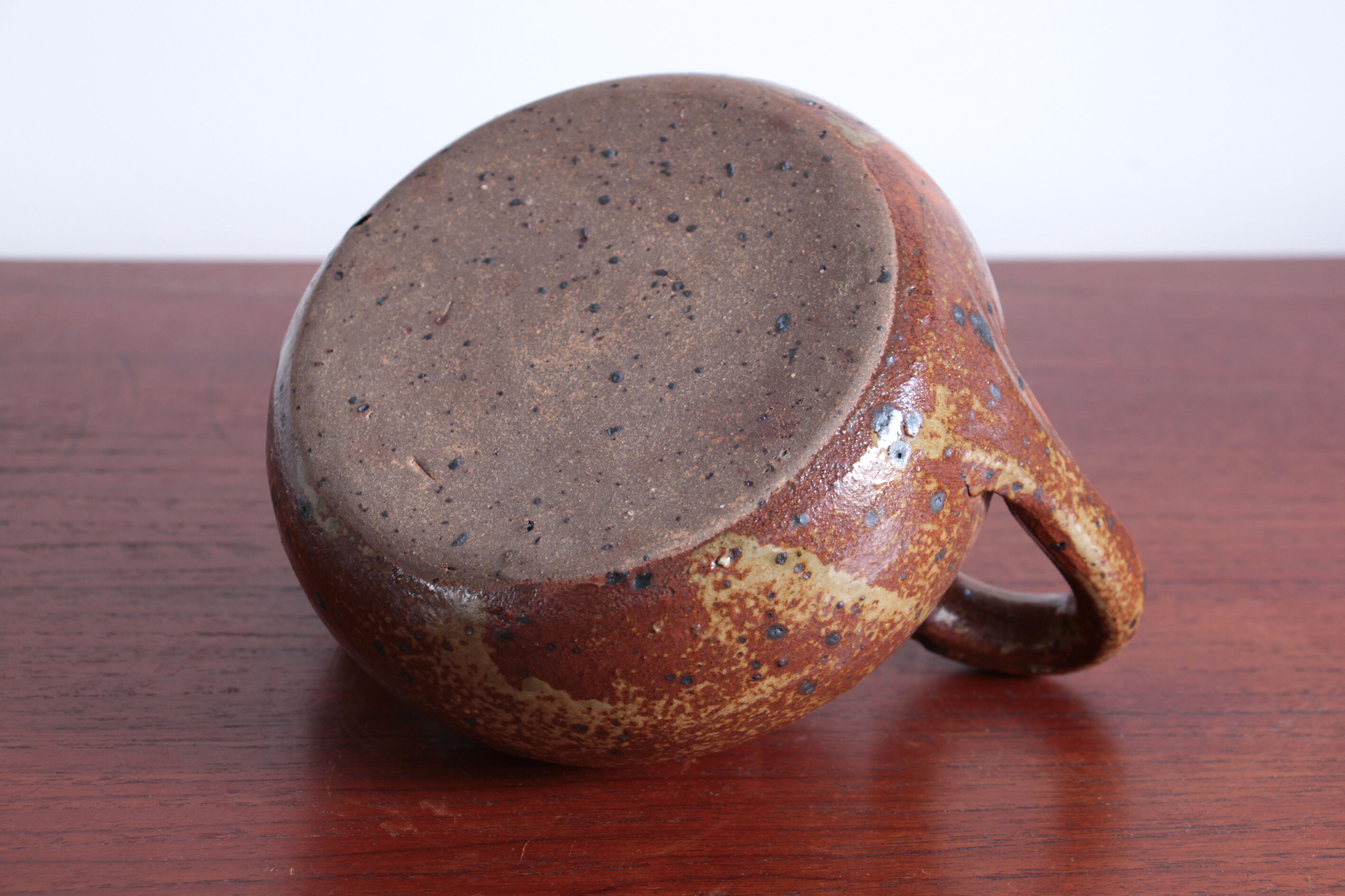 Pyrete sandstone teapot