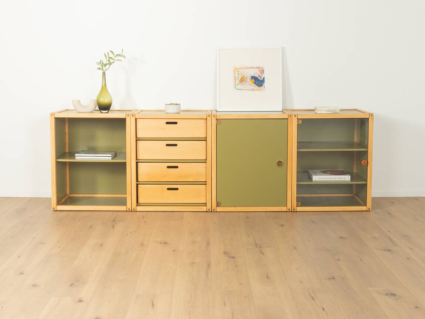 Enfilade en quatre pièces par Flötotto