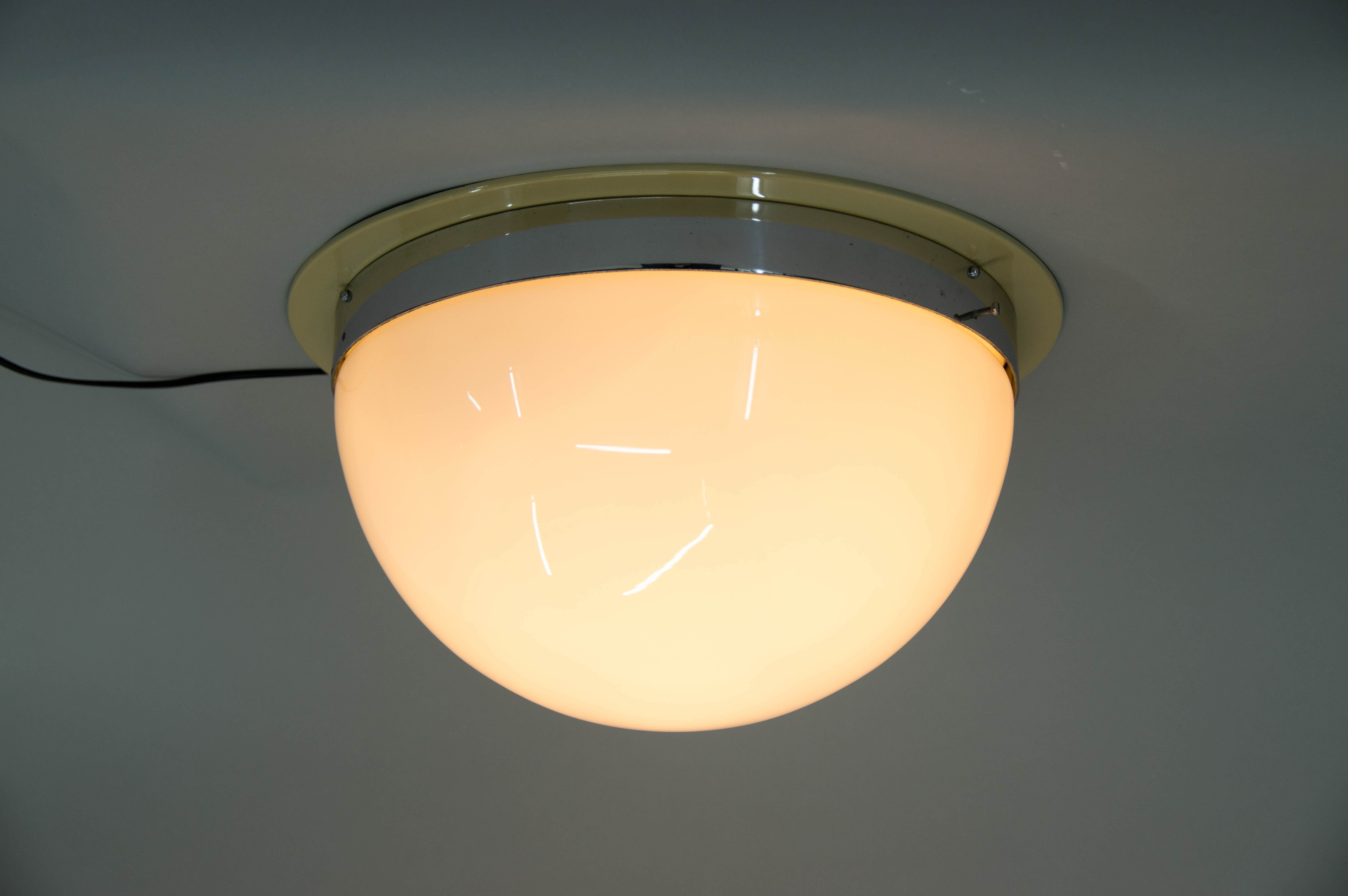 Bauhaus chrome flushmount or wall light, 1940s
