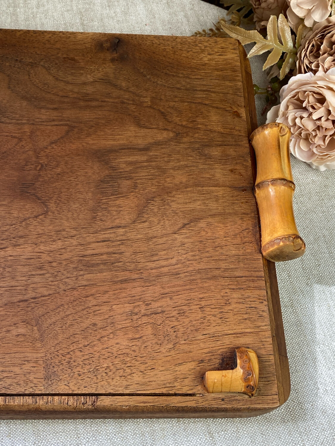 Wood and glass bamboo plateau