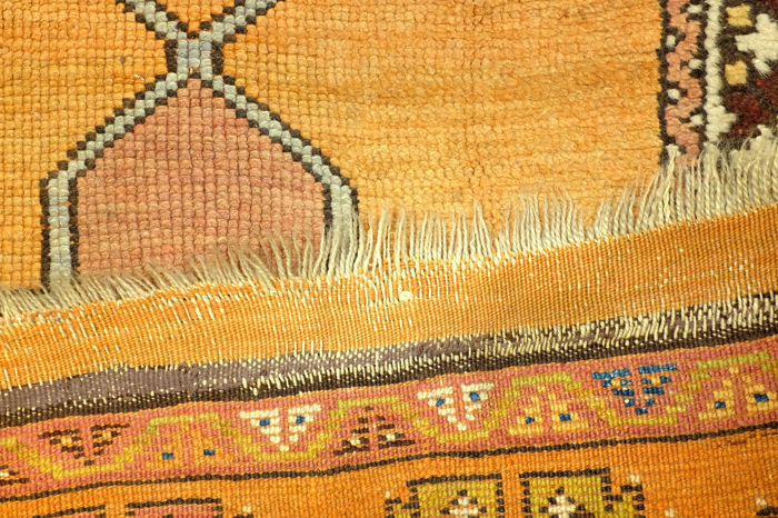 Turkish carpet, late 19th century, 85x140cm.