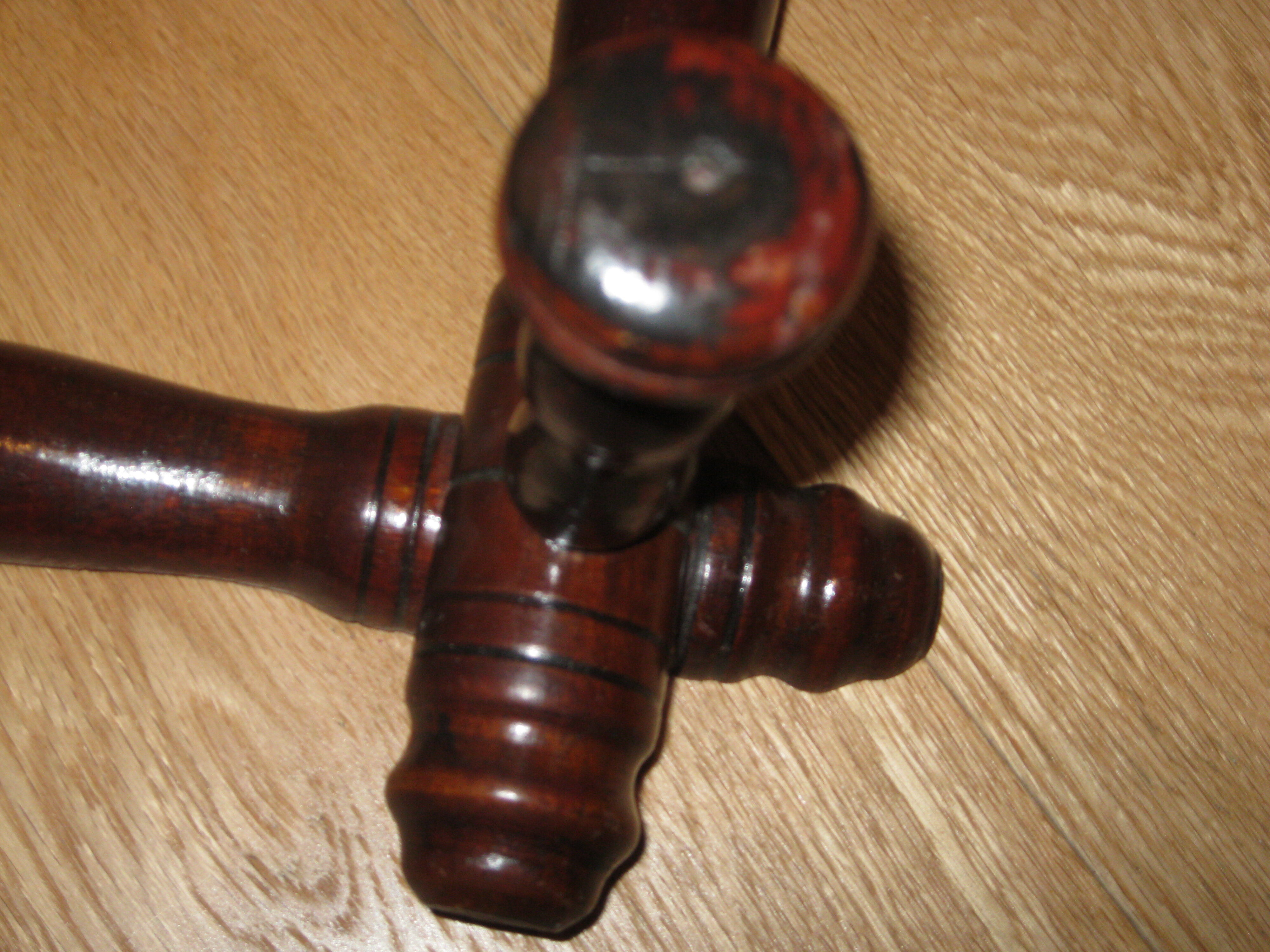 Vintage wall rack with braces