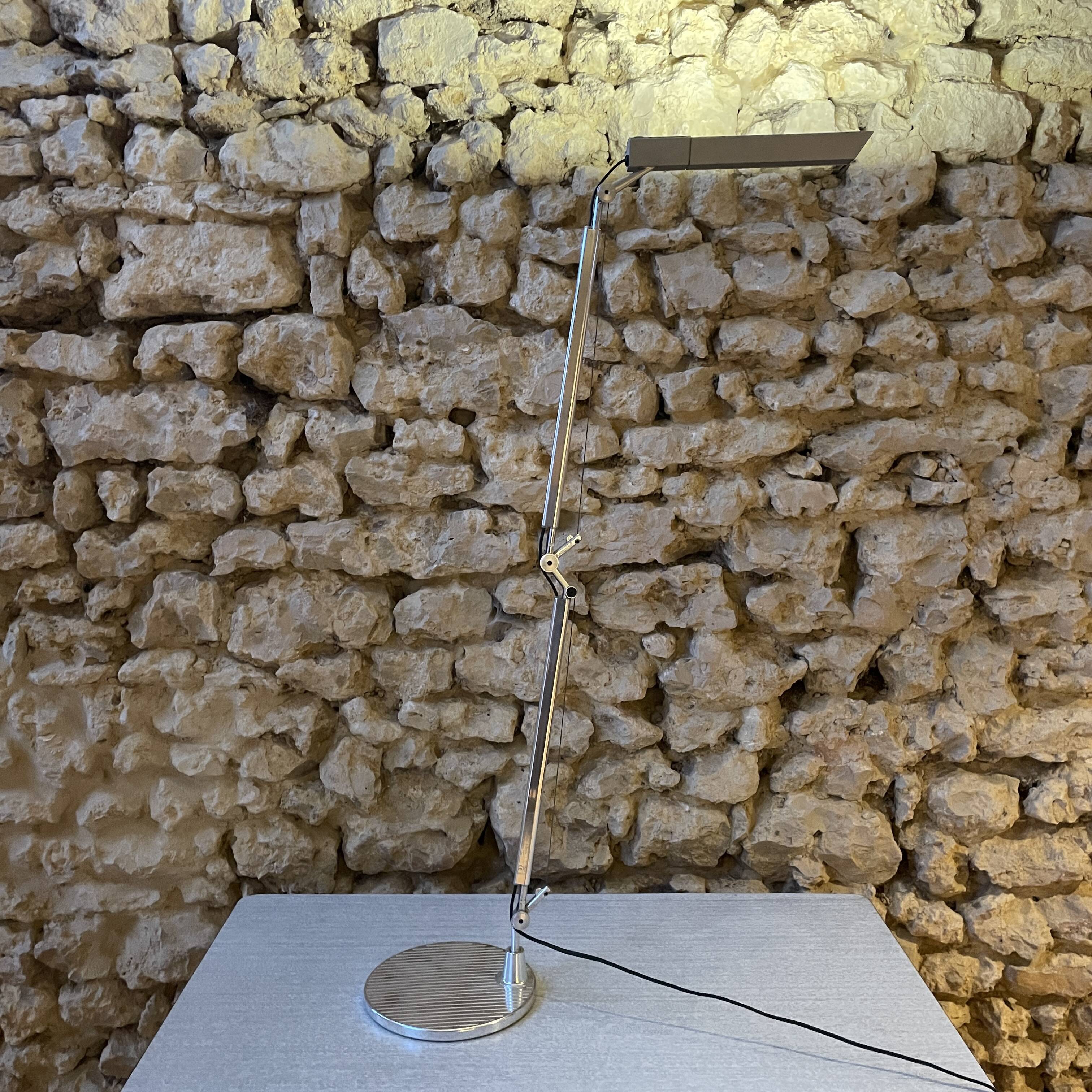 Architect's lamp - Artemide - Tolomeo video
