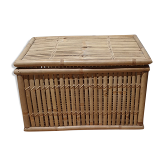 Small vintage chest in canisse