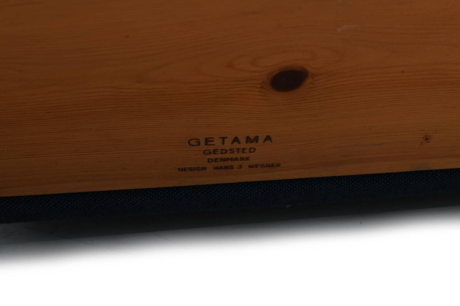 Hans J. Wegner GE-300/4 Sofa Getama Denmark 1960s